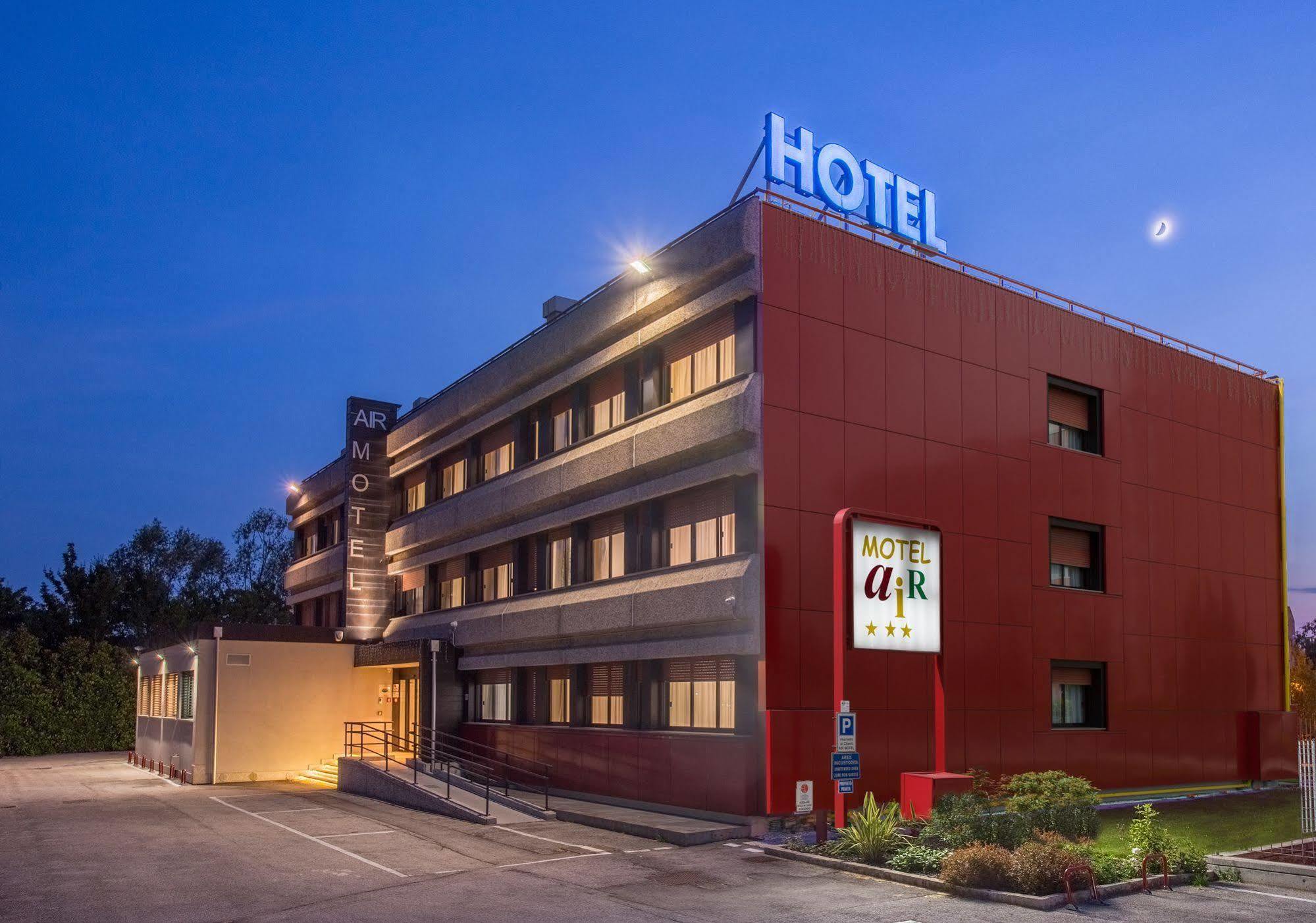 Hotel Airmotel 3*